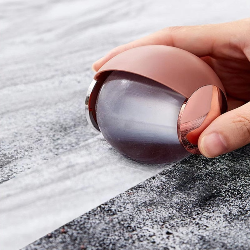 Sticky Ball - Hair Roller